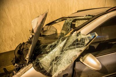 B14/Leutenbach: Mann wird im Leutenbacher Tunnel aus Auto geschleudert und verstirbt